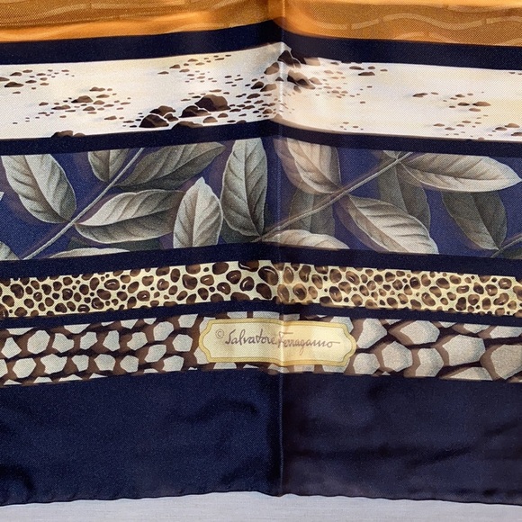 Salvador Ferragamo silk scarf blue boarder with hibiscus and lilies animal print - Picture 2 of 13